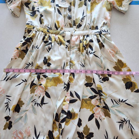 Easel Boutique Silky Satin Floral Peony Maxi Length House Robe Size M NWOT - Picture 15 of 16